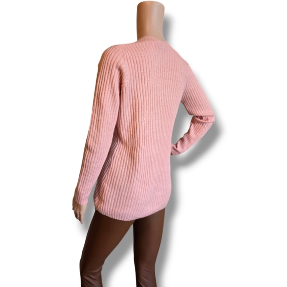 STREETWEAR SOCIETY Women's Mauve Ribbed V-neck Sweater - Picture 9 of 16